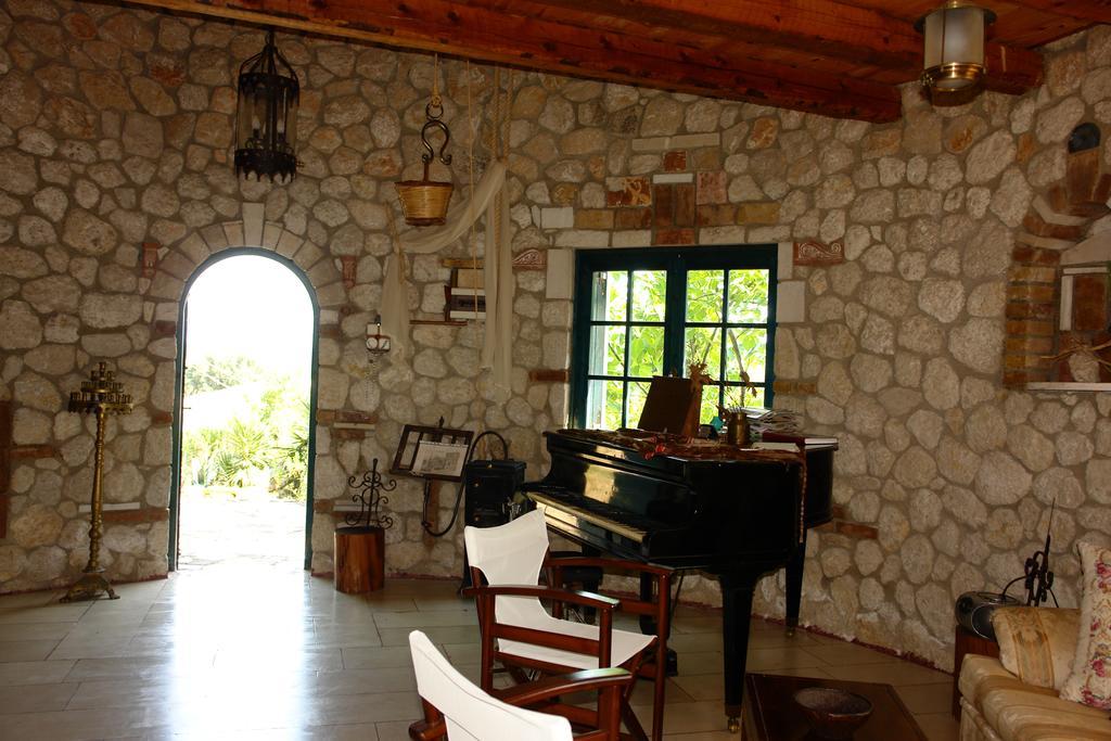 Musician'S Round House & Castello Villa Vatos Ruang foto